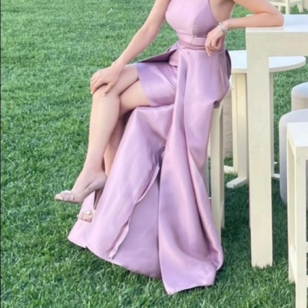 David’s Bridal bridesmaid dress. Size 0